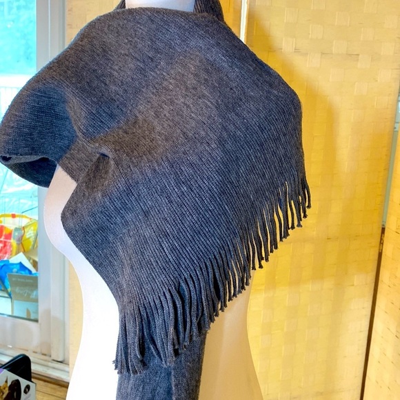 no brand Accessories - GRAY WINTER SCARF WOOL BLEND 12x 67” EUC PERFECT WARM COZY WRAP EUC